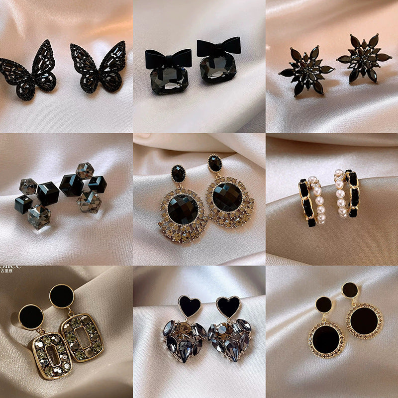 Needle Black Crystal Geometric Ear Minority Fashion Temperament Entry Earrings