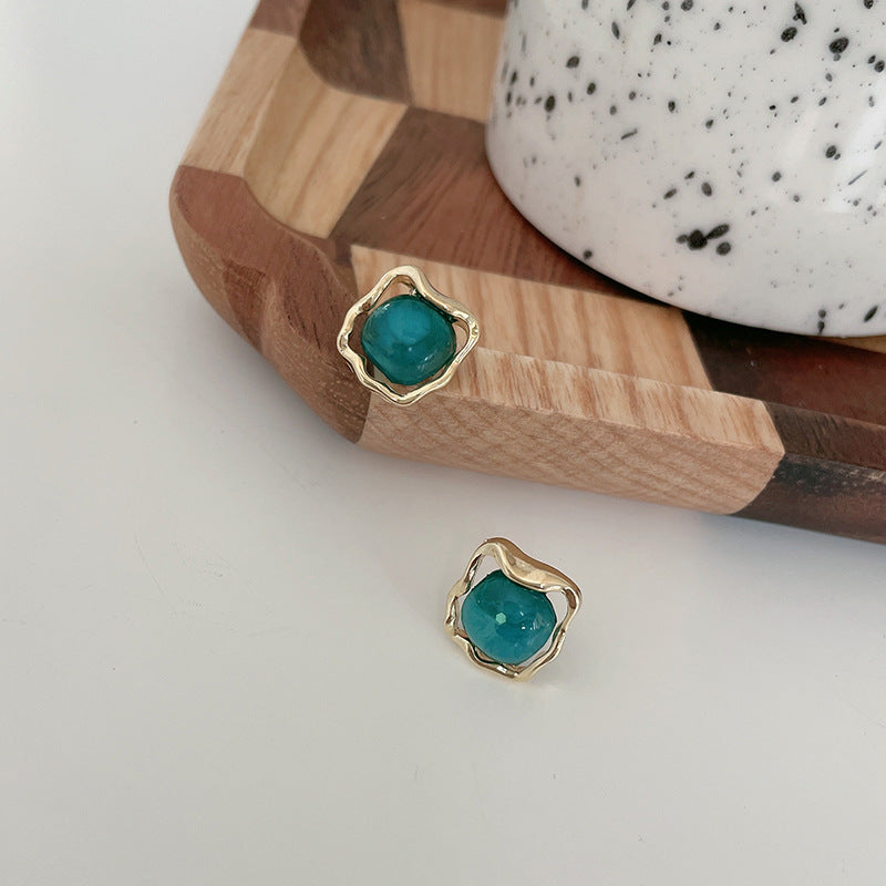 Women's Geometry Pattern Versatile Design Irregular Classic Earrings