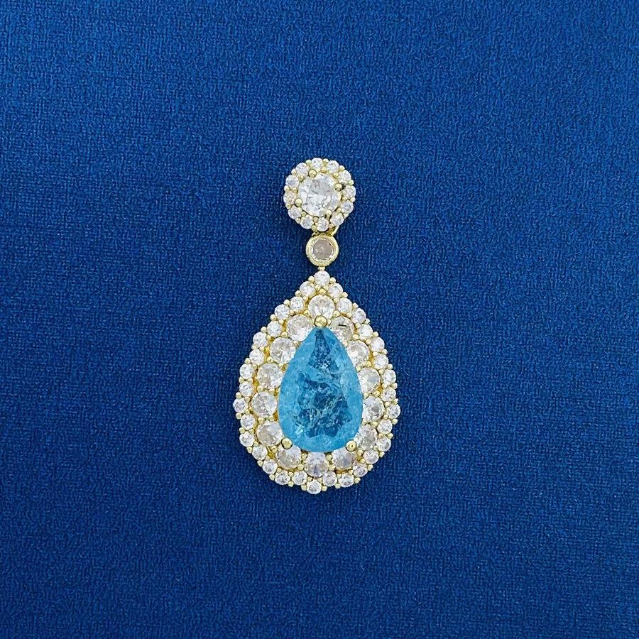 Models Match At Ease Ornament Without Pendants