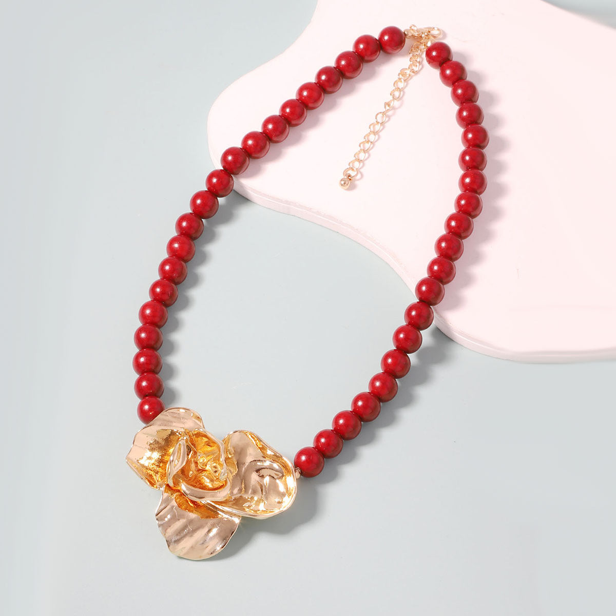 Creative Beaded Alloy Flower Simple Fashion Necklaces