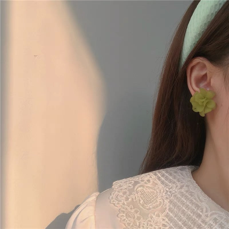 Fresh Camellia Simple Sier Super Fairy Earrings