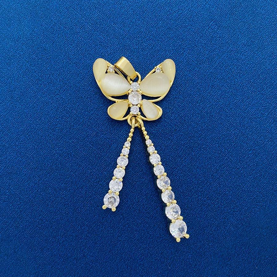 Random Match Fashion Classic Source Ornament Pendants