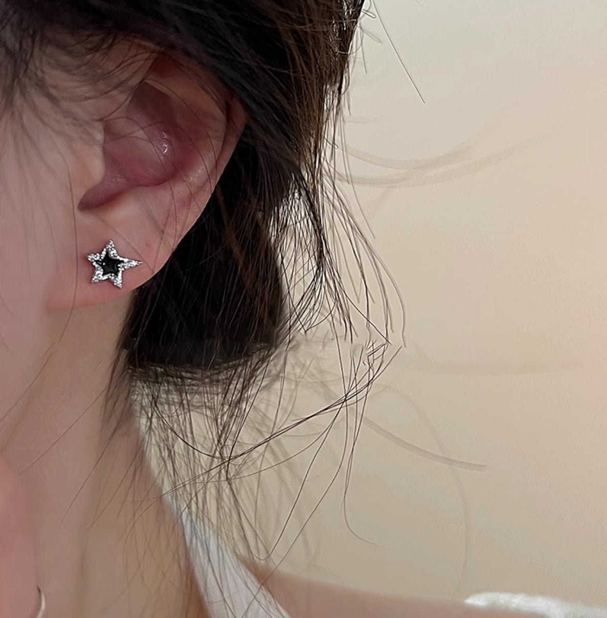 Flash Zircon Black White Star Ear Female Trendy Niche Earrings