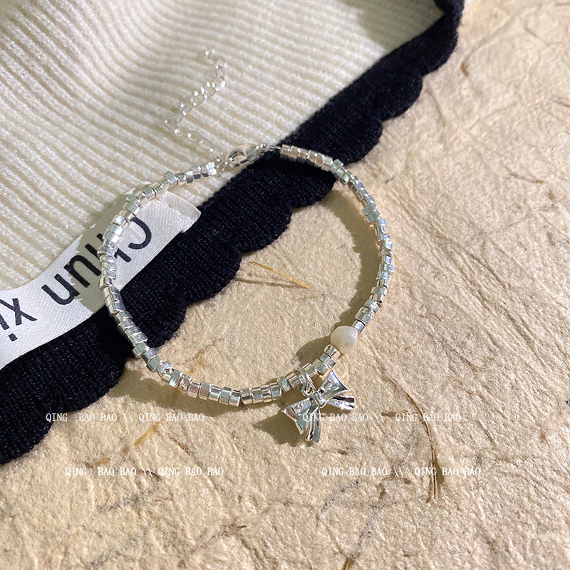 Women's Style Love Camellia High Sense Light Bracelets