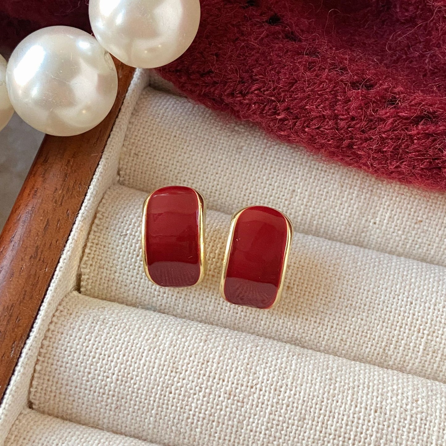 Sier Needle Drip Glazed Love Style Female Temperament Earrings