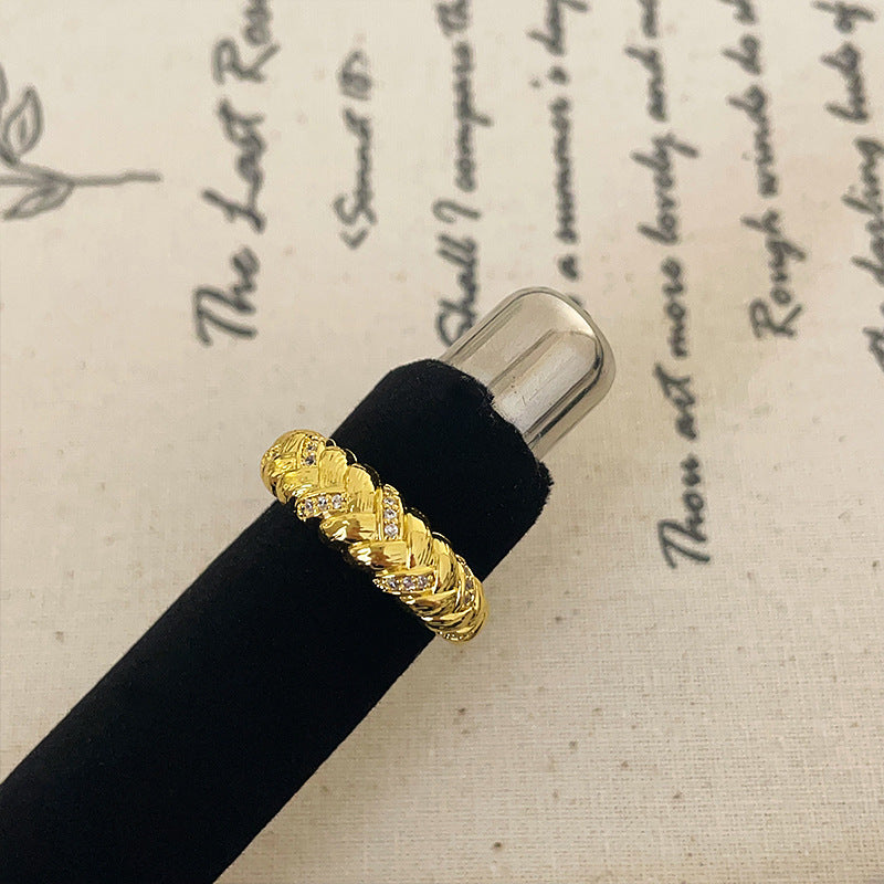 Antique Style Matte Metal Zircon Female Rings
