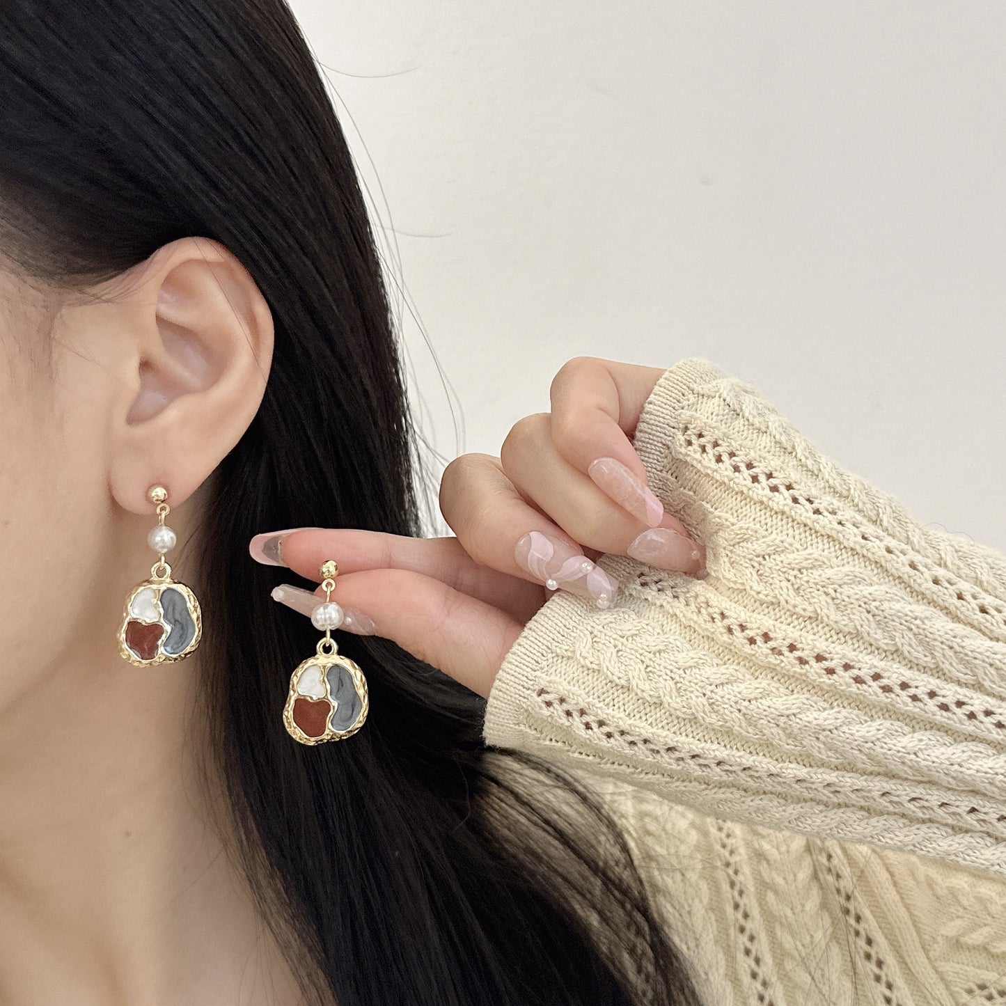 Sense Retro Style Irregular Color Matching Earrings