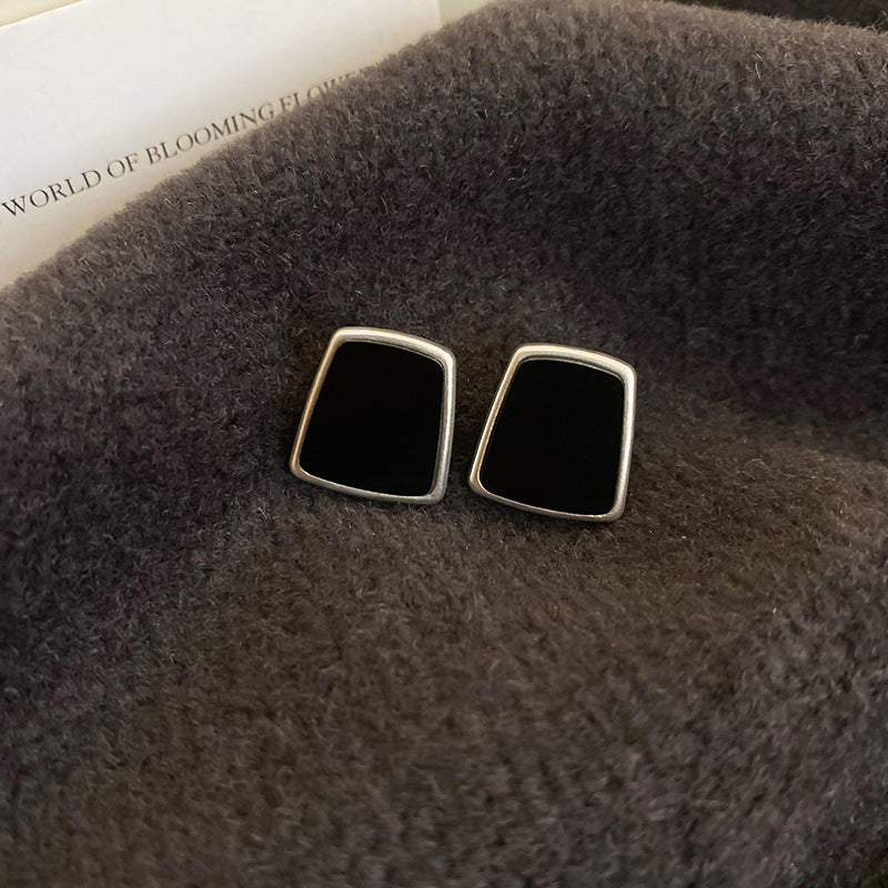 Needle Black Crystal Geometric Ear Minority Fashion Temperament Entry Earrings
