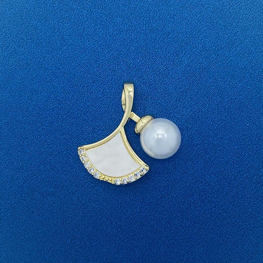 Random Match Fashion Classic Source Ornament Pendants