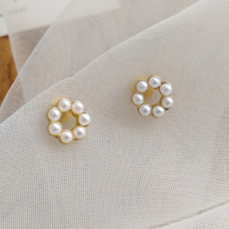 Women's Gold Plated French Entry Lux Pearl Fashion Dignified Earrings