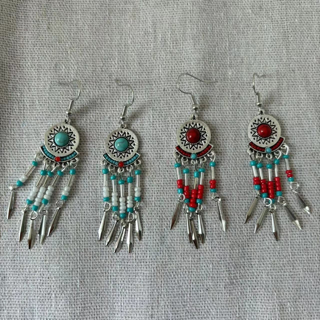 Temperament Personality Bohemian Small Ethnic Style Bead Tourist Earrings
