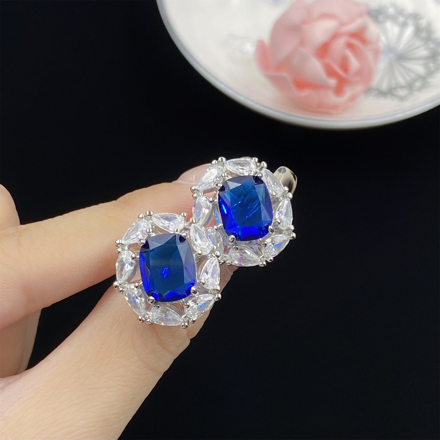 Women's London Sapphire Open Exquisite Stylish Three-piece Pendants