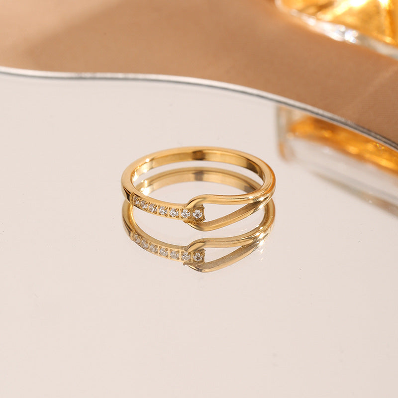 Women's Drop Hollow Out Titanium Steel No Fading Fashion Claw Rings