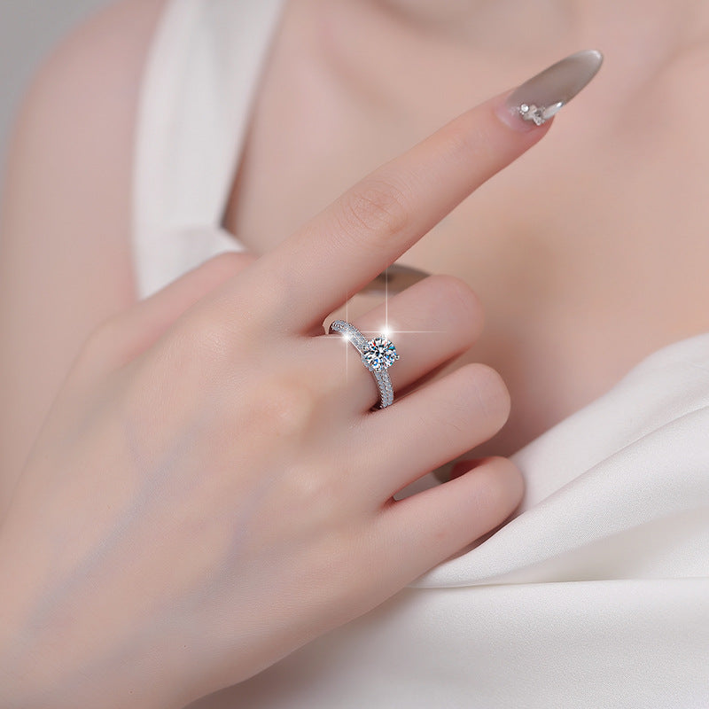 Sier Diamond Female Personality Fashion Four Claw Light Rings