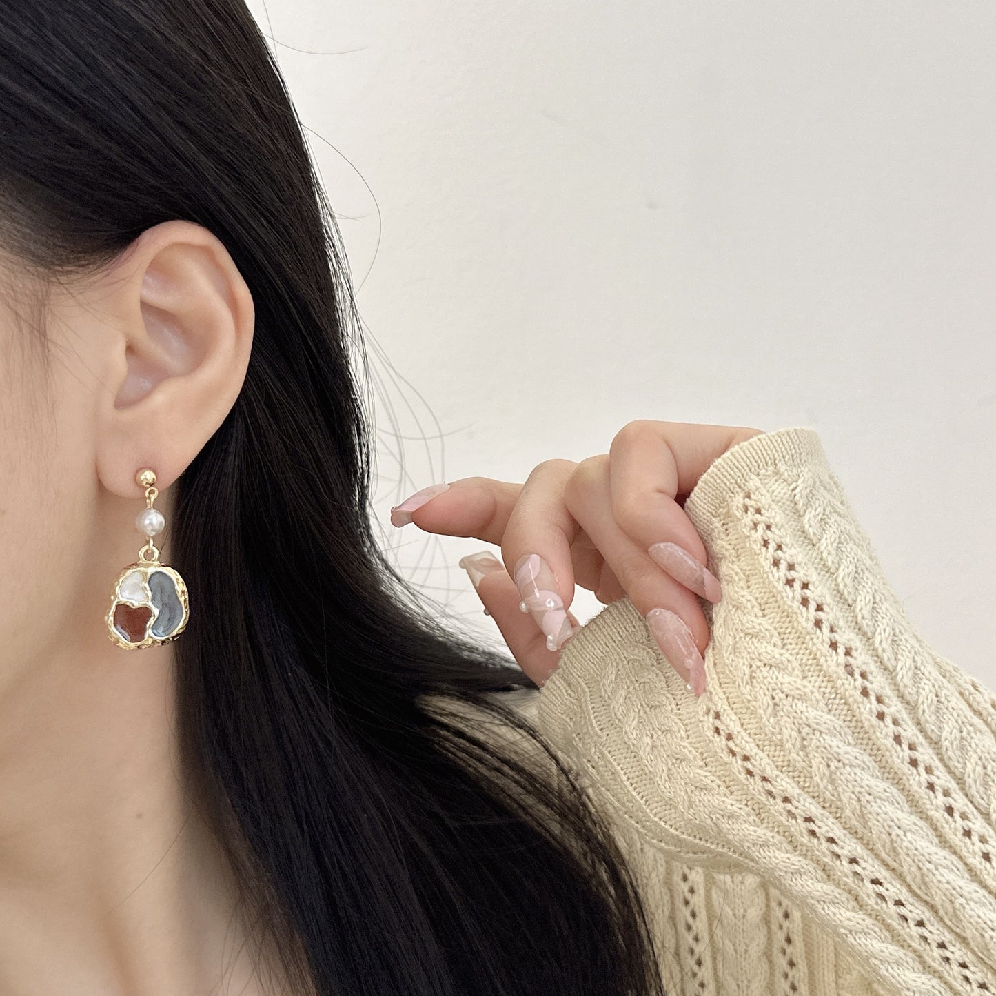Sense Retro Style Irregular Color Matching Earrings