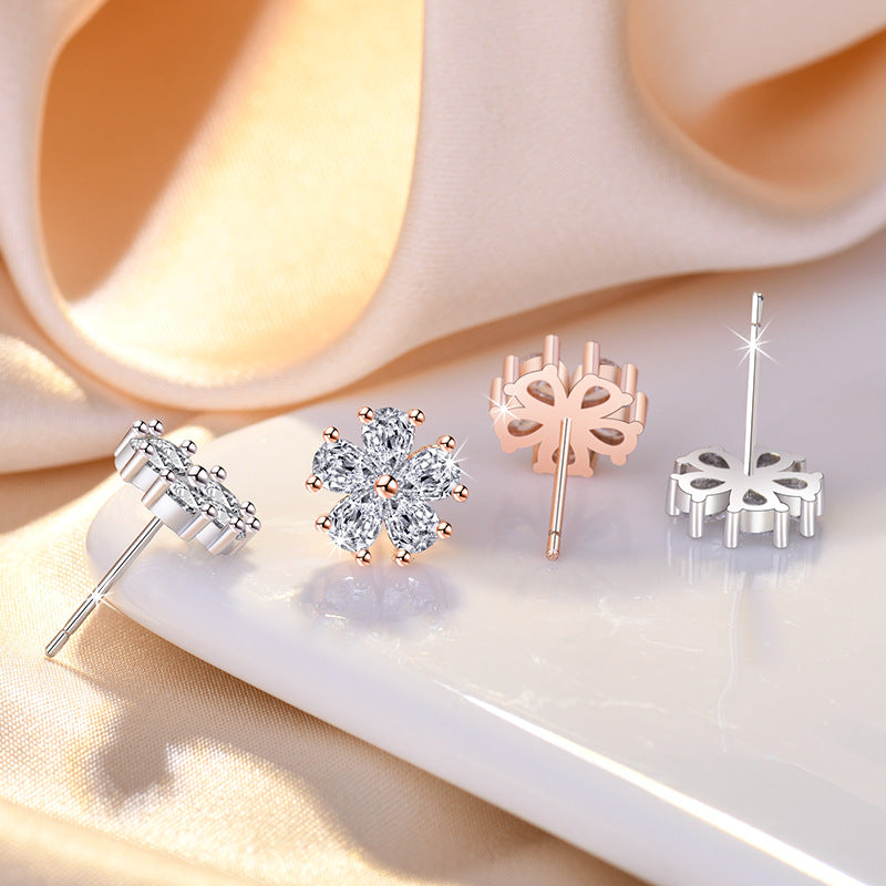 Women's Exquisite High-grade Crystal Flower Ear Trendy Graceful Petite Earrings