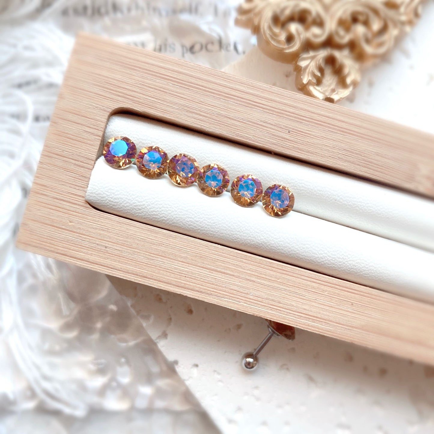 Coating Colorful Crystals Female Screw Tightening Earrings