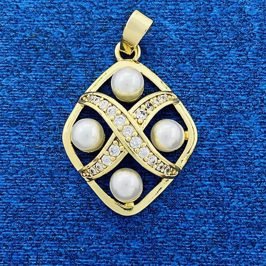 Random Match Fashion Classic Source Ornament Pendants