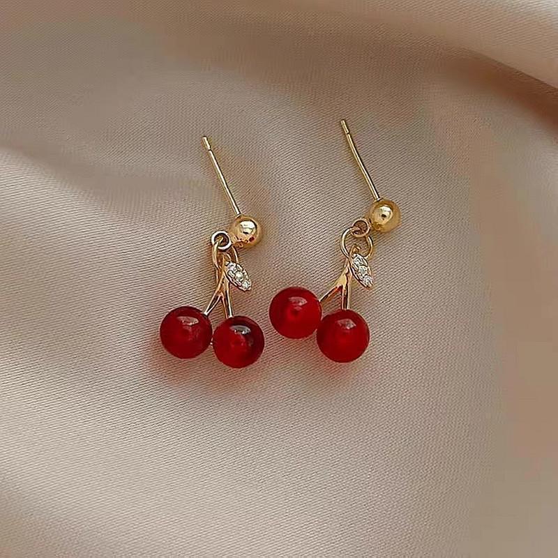 Cherry Simple Compact Temperament Wild Wind Earrings