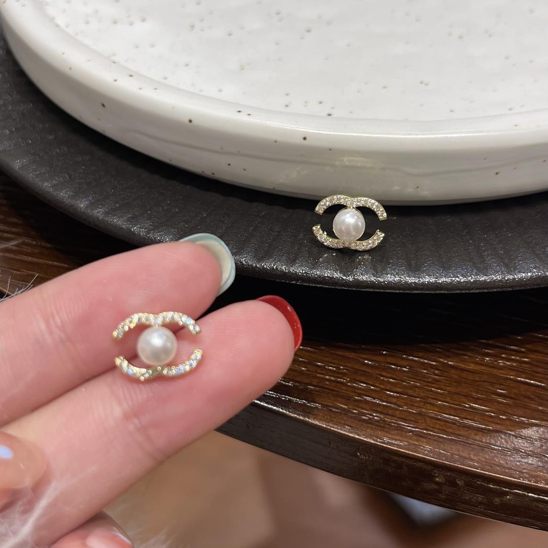 Cross Pearl Sier Needle Special Interest Light Luxury Earrings