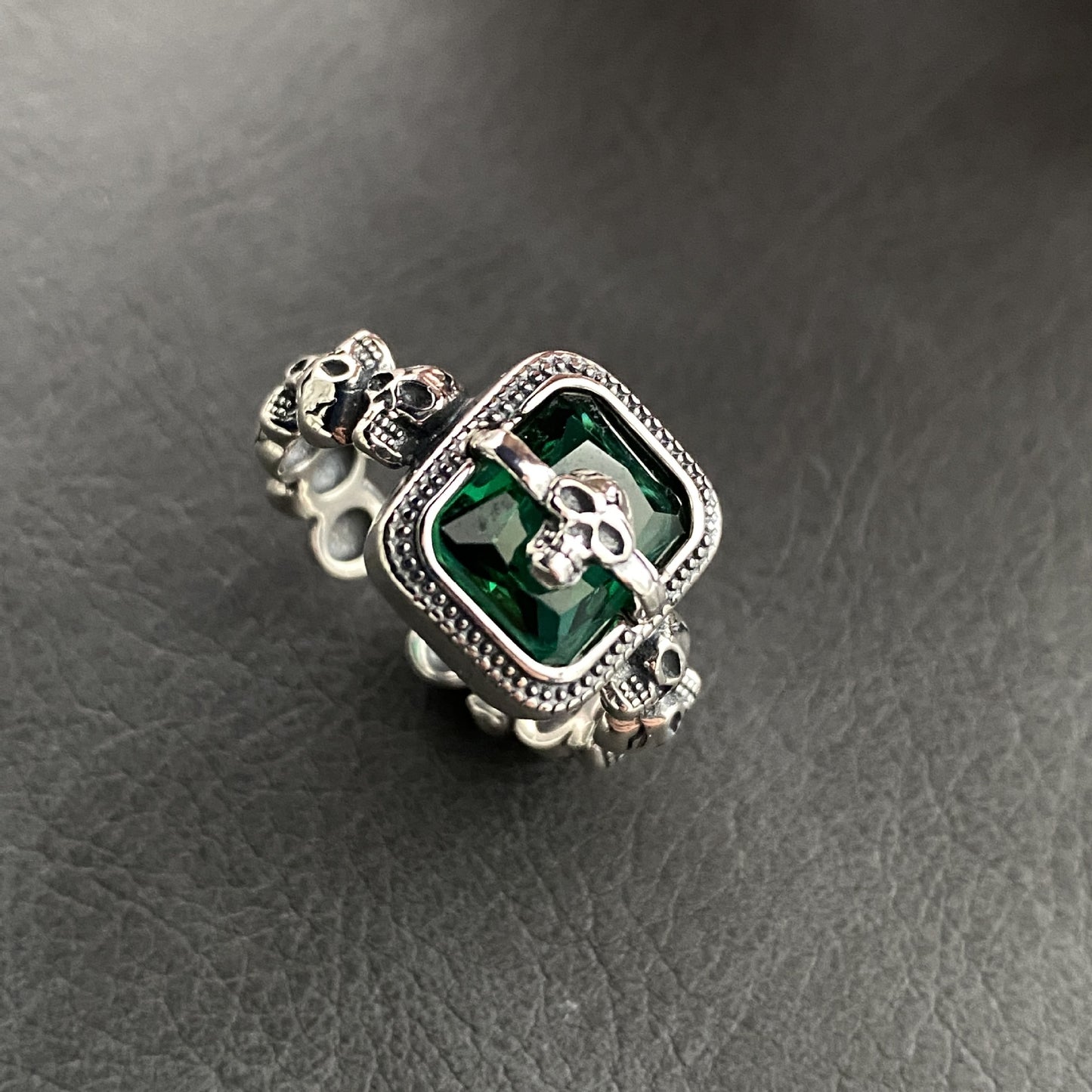 Women's Zircon Skull Open For Trendy Light Luxury Rings