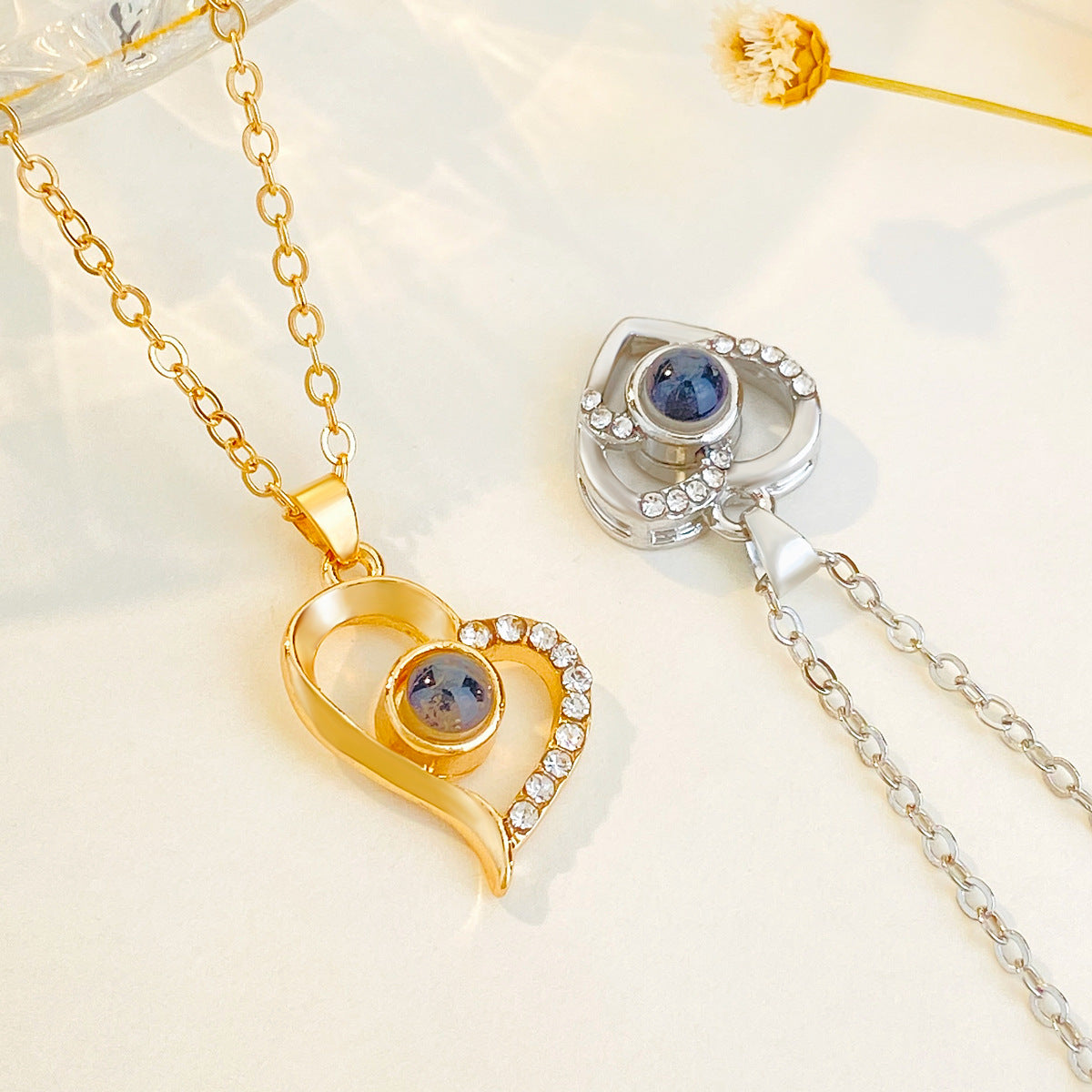 Love Projection Language You Heart-shaped Couple Pendants