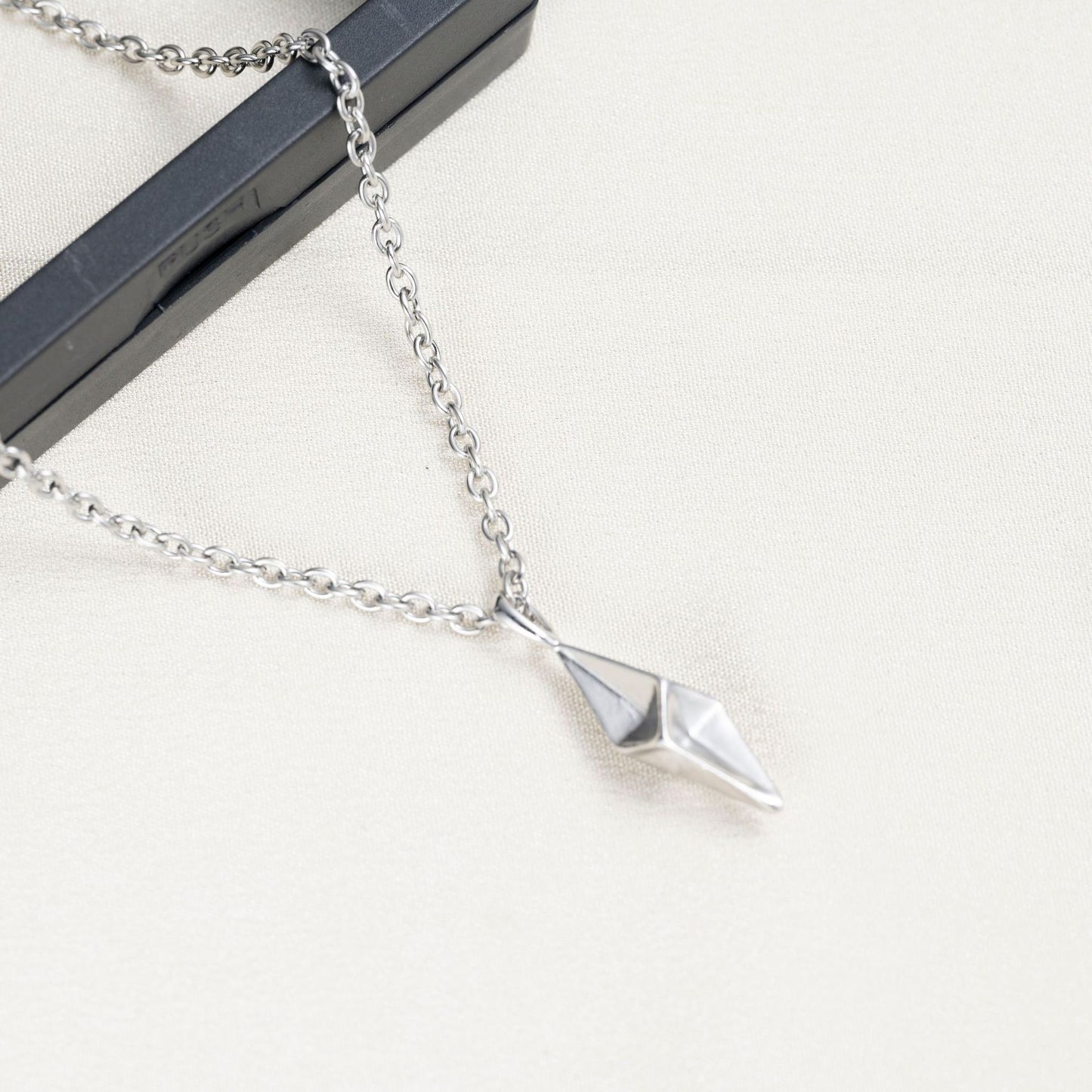 Men's Luxury Minority Simple Hip Hop Design Necklaces