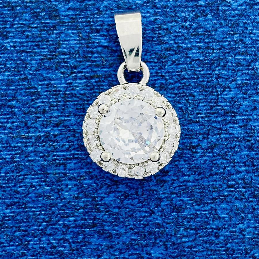 Random Match Fashion Classic Source Ornament Pendants