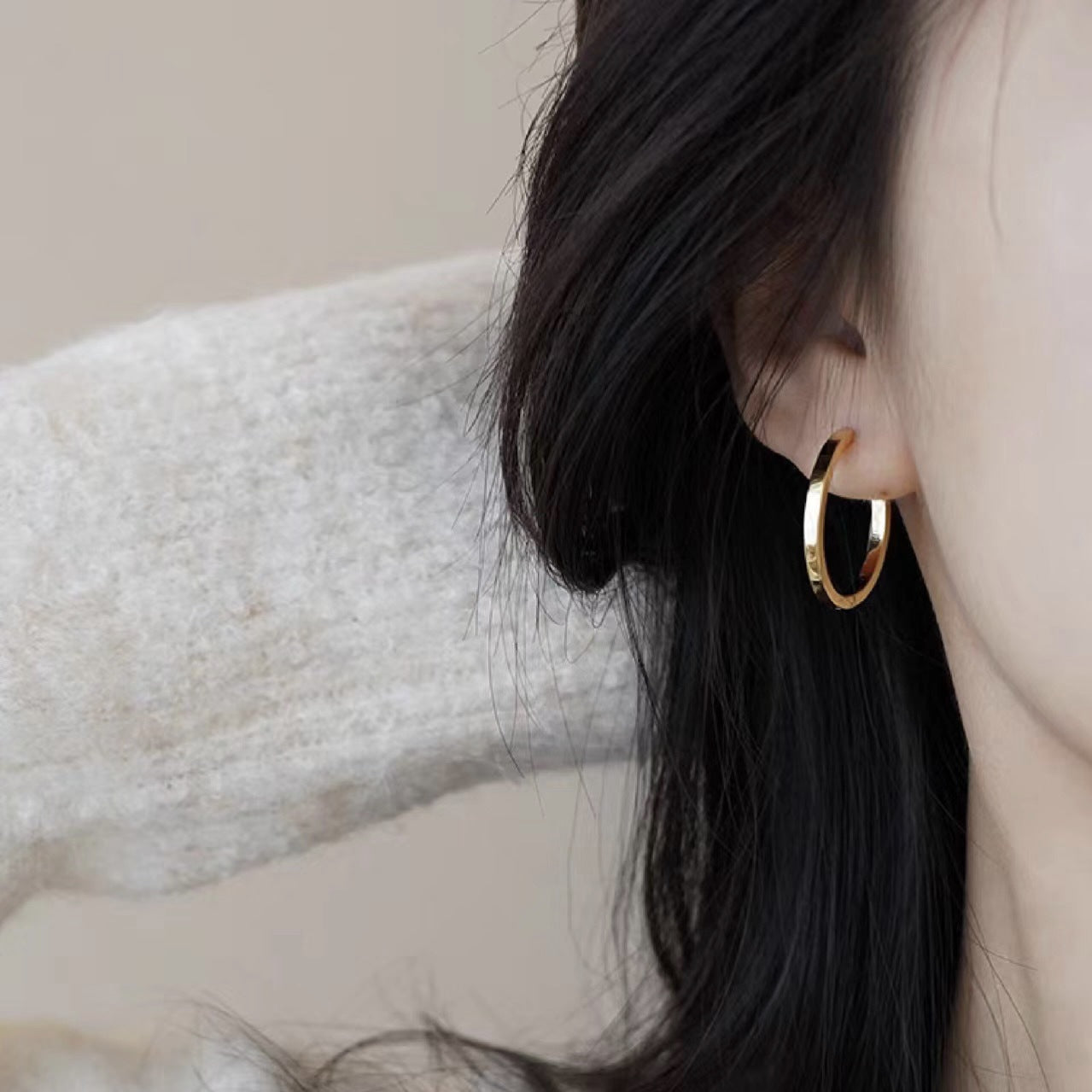 Women's Temperament Round Trendy Niche Design Advanced Earrings