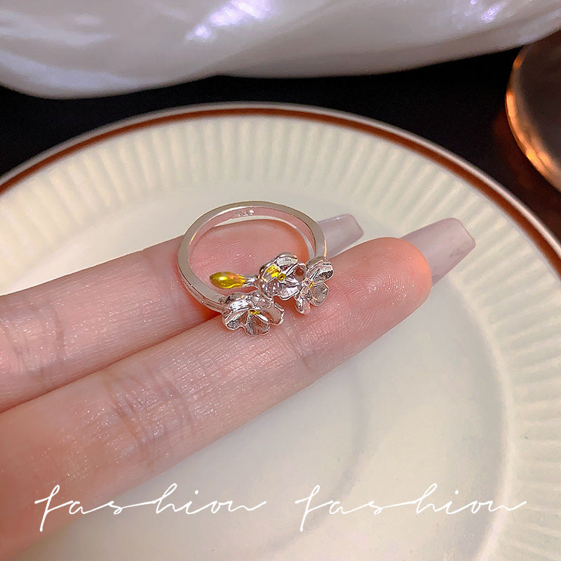 Retro Jasmine Switchable Index Finger Butterfly Rings
