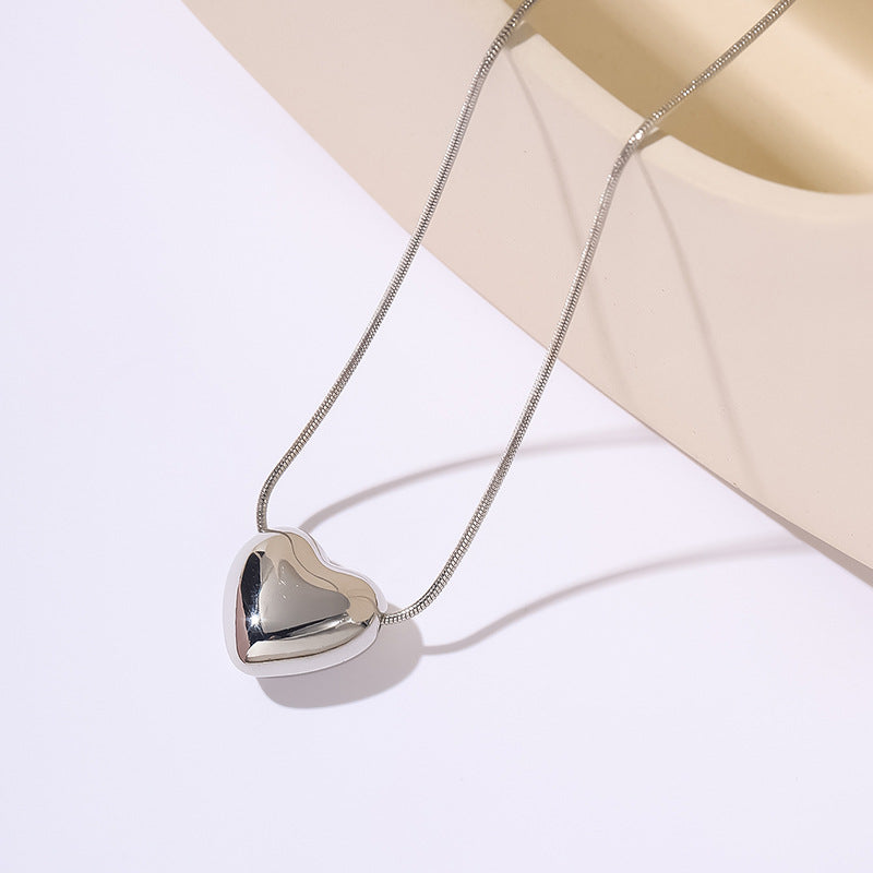 Glossy Gold Sier Love Clavicle Chain Pendants