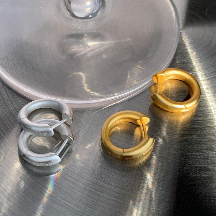 Gold Pigment Female Trendy Design Circle Ear Earrings