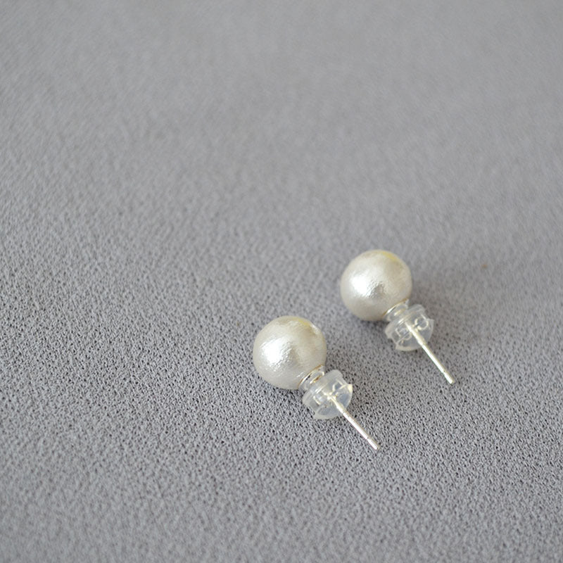Retro Large Strong Light Pearl Sier Earrings
