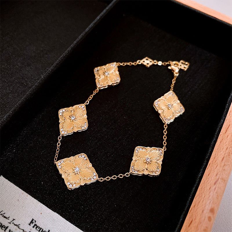 Women's High Version Lucky Four-leaf Grass Light Luxury Bracelets