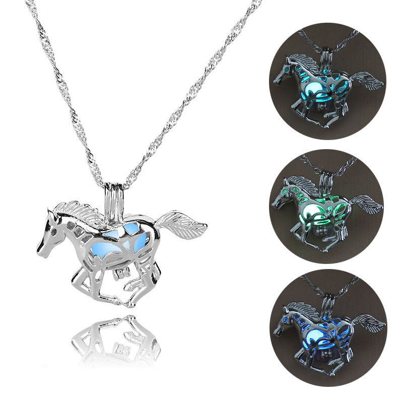 Noctilucent Fashion Flying Dragon Halloween Creative Necklaces