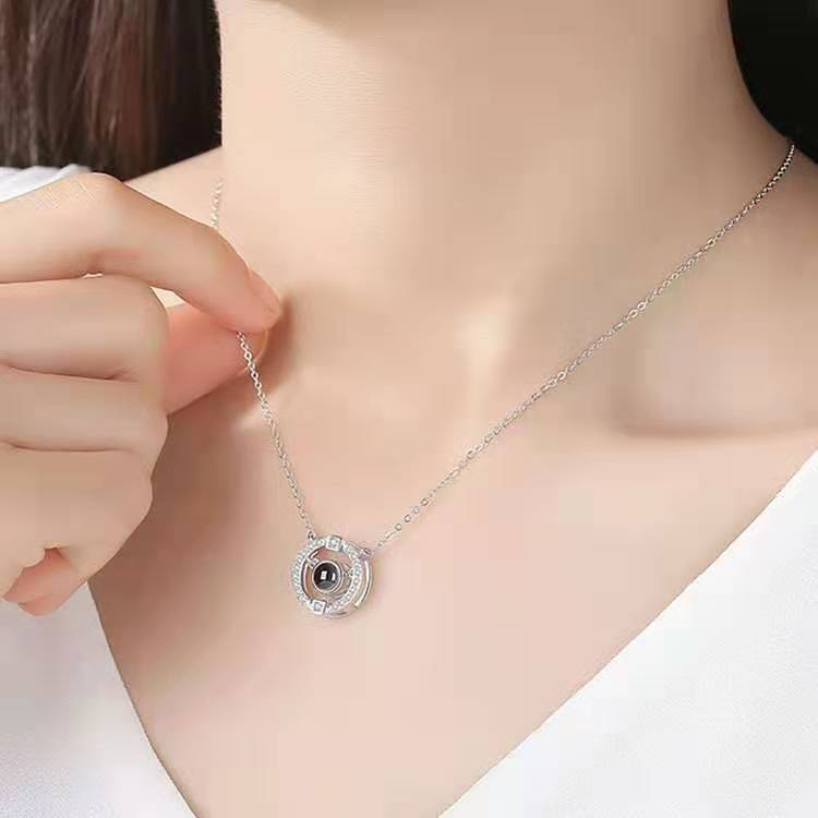 Round Style Language Love You Short Necklaces