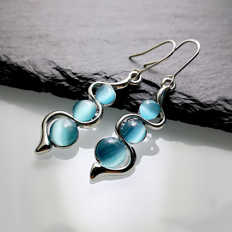 Curve Inlaid Sea Blue Cat Eye Earrings