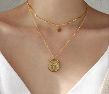 Women's Retro Roman Short Accessories Christmas Necklaces