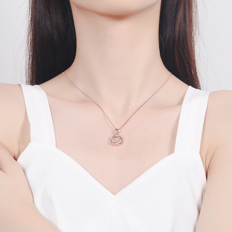 Women's Pulsatile Heart Fashion Smart Heart-shaped Zircon Light Pendants