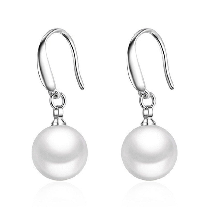 Women's Style Retro Pearl Tassel Simple Ornament Earrings