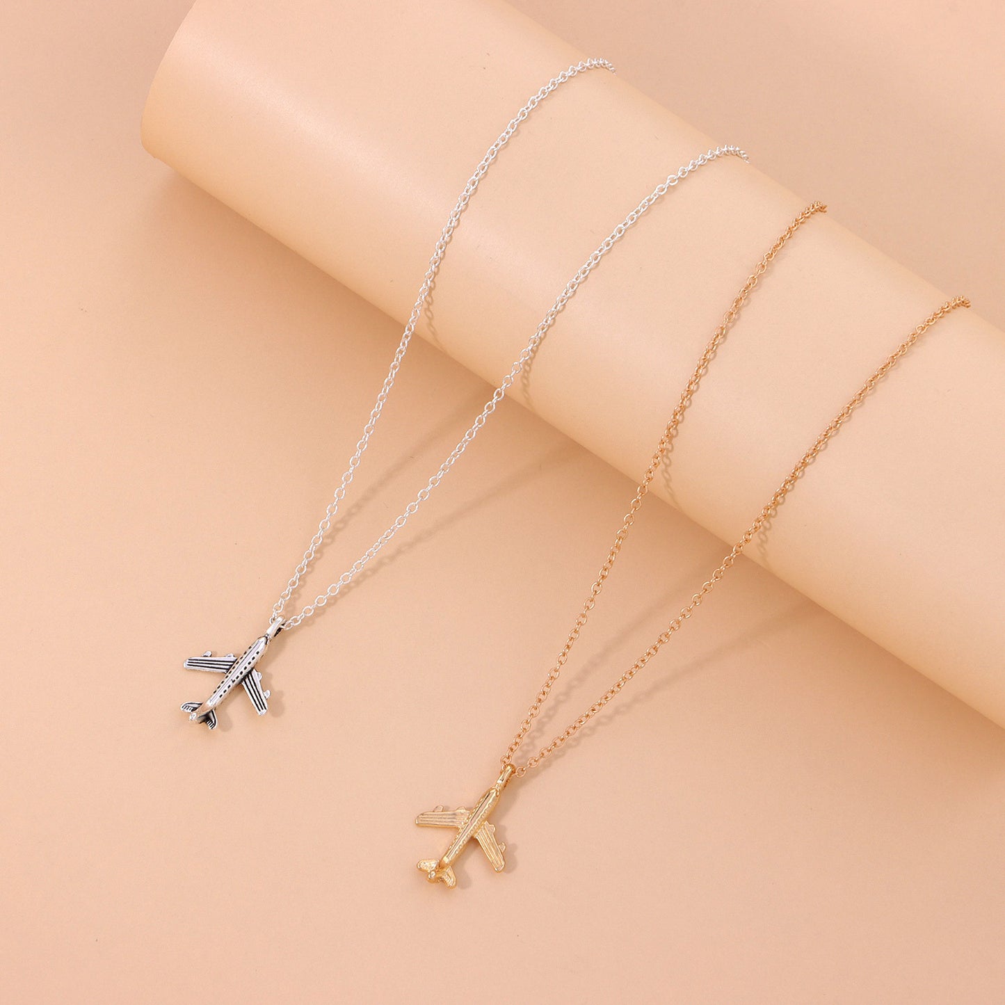 Men's Cool Romantic Creative Alloy Aircraft Necklaces