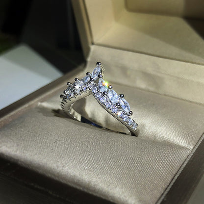 Style Versatile V-shaped Double Row Simple Rings