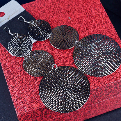 Women's High Profile Generous Disc India Vintage Earrings