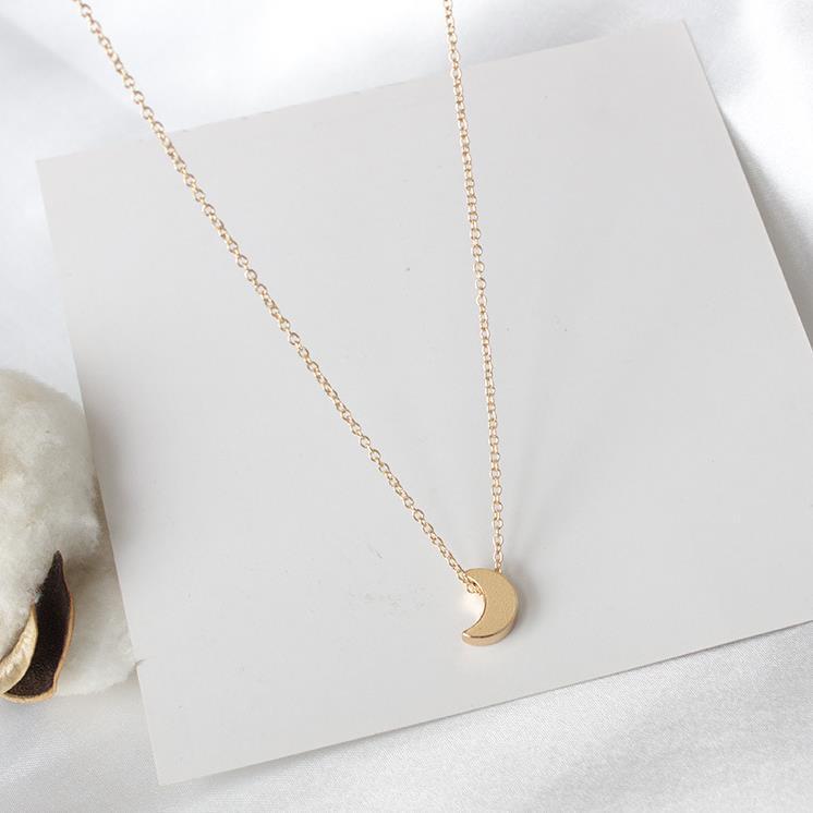 Stylish Fashion Simple Thick Moon Ornament Necklaces