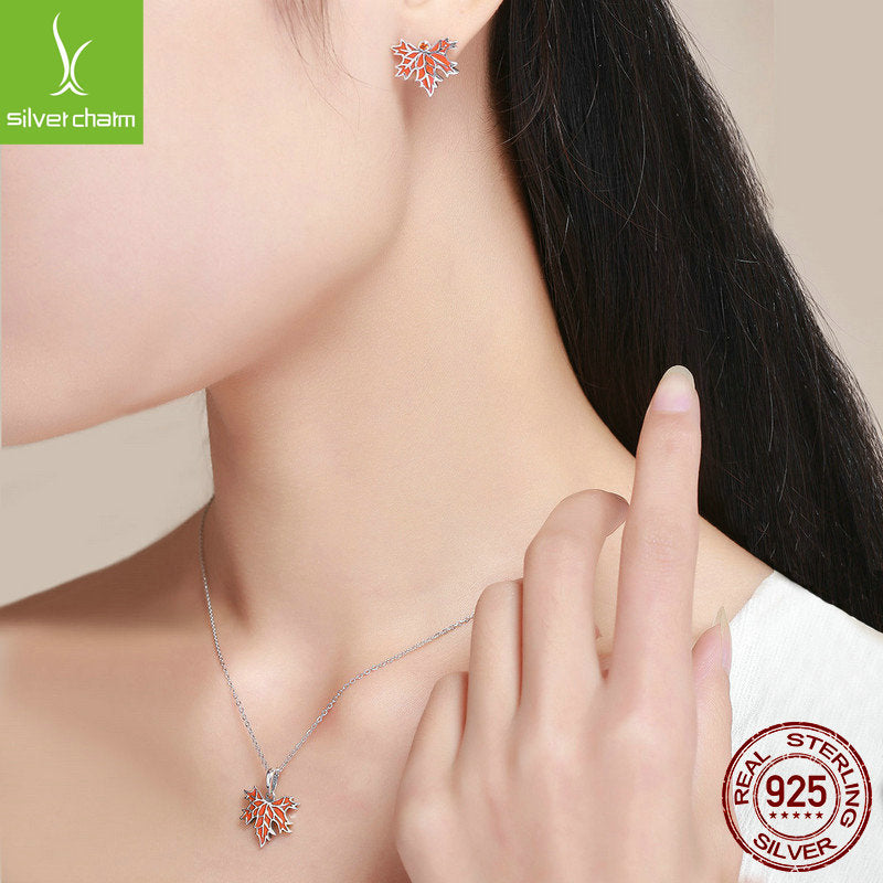 Sier Maple Leaf Version Lady Temperament Pendants