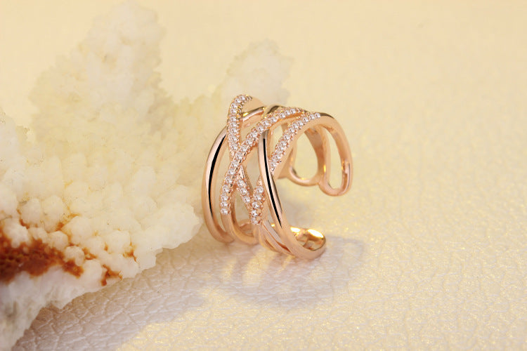 Eye-catching Female Hipster Line Diamond Little Finger Rings