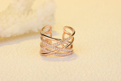 Eye-catching Female Hipster Line Diamond Little Finger Rings