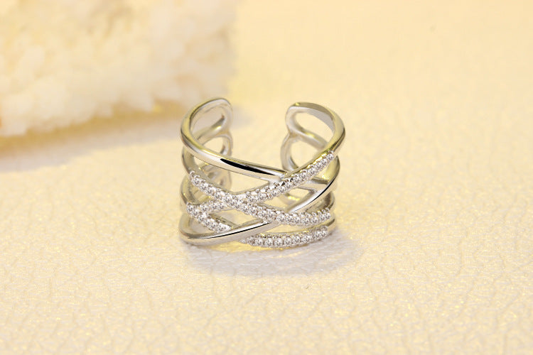 Eye-catching Female Hipster Line Diamond Little Finger Rings