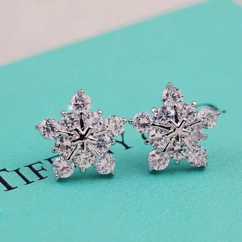 Women's Super Shiny Crystal Zircon Snowflake Five-pointed Earrings