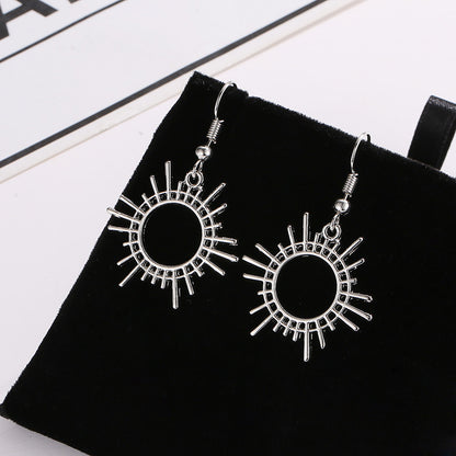 Women's Trendy Gear Creative Geometric Alloy Ornament Earrings